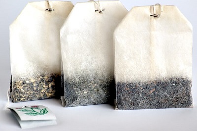 How to Get Rid of Razor Bumps: 3 tea bags of white and black tea.
