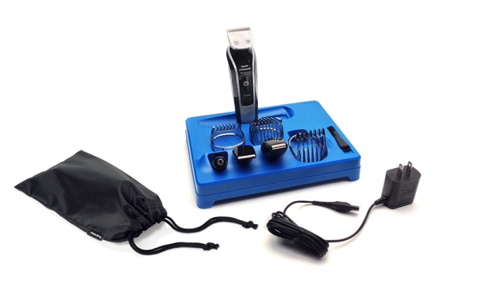 Philips Norelco Multigroom 5100 shaving