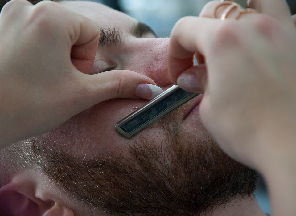 shaving beard razor